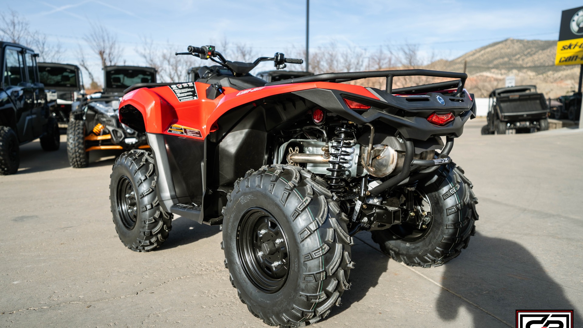 2026 CAN AM ATV OUTL DPS 500 RD 26 500 - Image 1