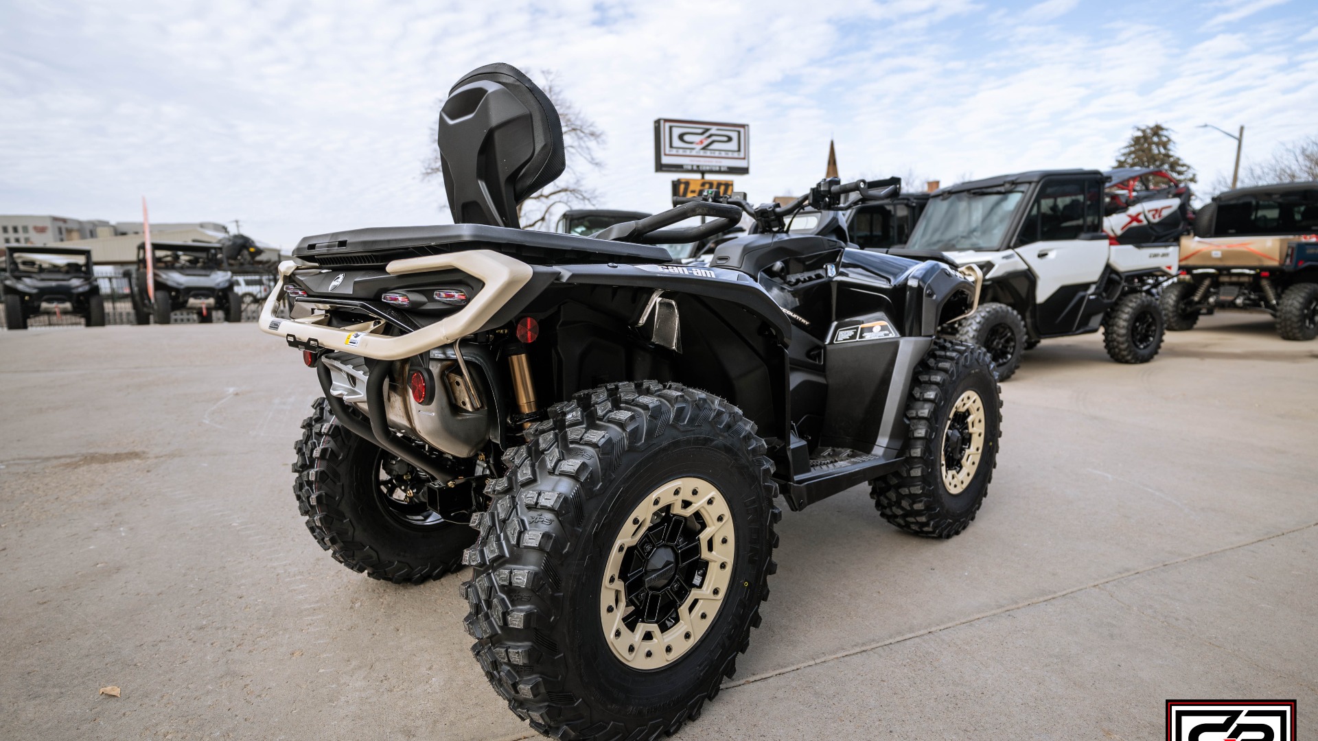 2026 CAN AM ATV OUTL MAX BAC 1000R BK 26 Backcountry 1000R - Image 1