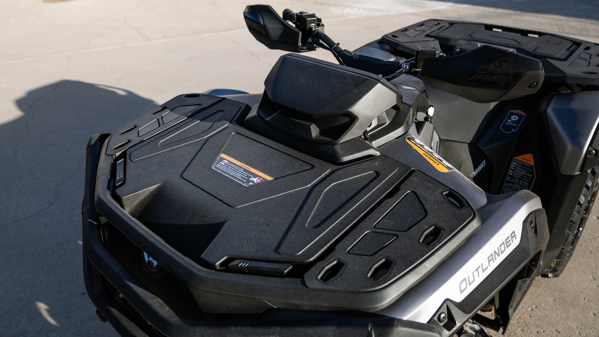 2026 CAN AM ATV OUTL XT 850 GY 26 - Image 5
