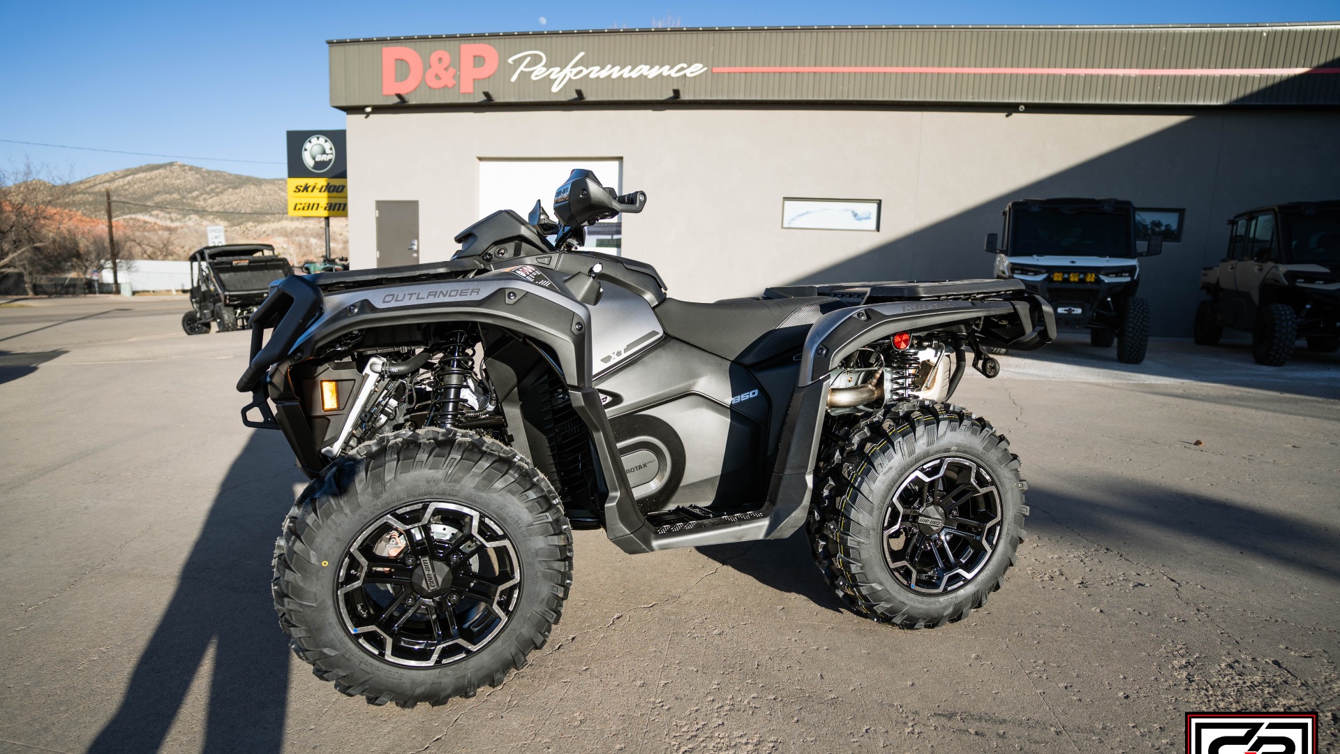2026 CAN AM ATV OUTL XT 850 GY 26 - Image 9
