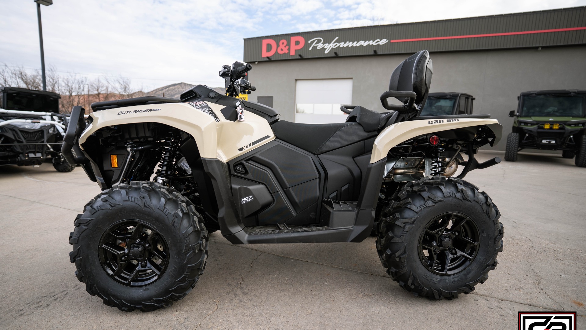 2026 CAN AM ATV OUTL MAX PRO XU HD7 TN 26 - Image 4