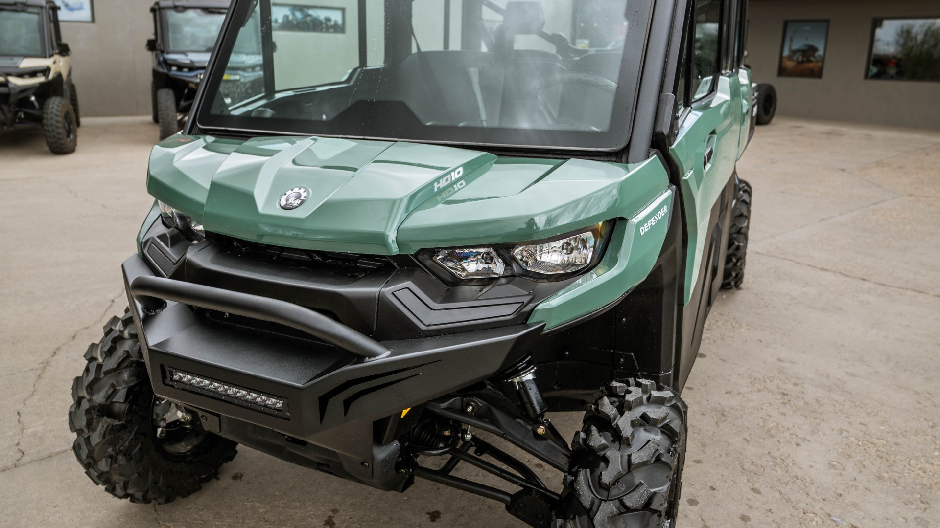 2026 CAN AM SSV DEF MAX DPS CAB 65 HD10 GN - Image 9