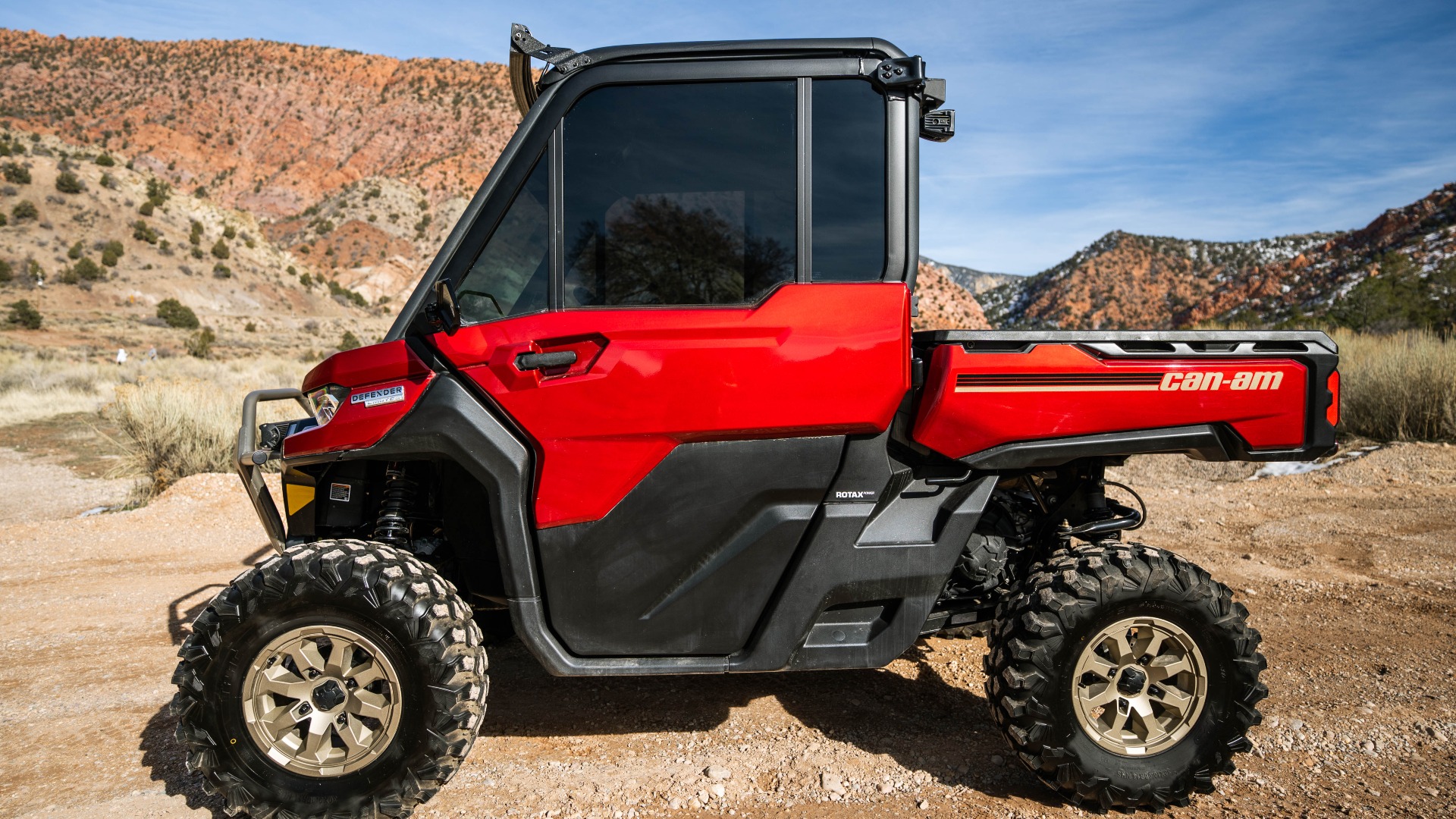 2024 CAN AM SSV DEF LTD 65 HD10 RD 24 Limited HD10 - Image 3