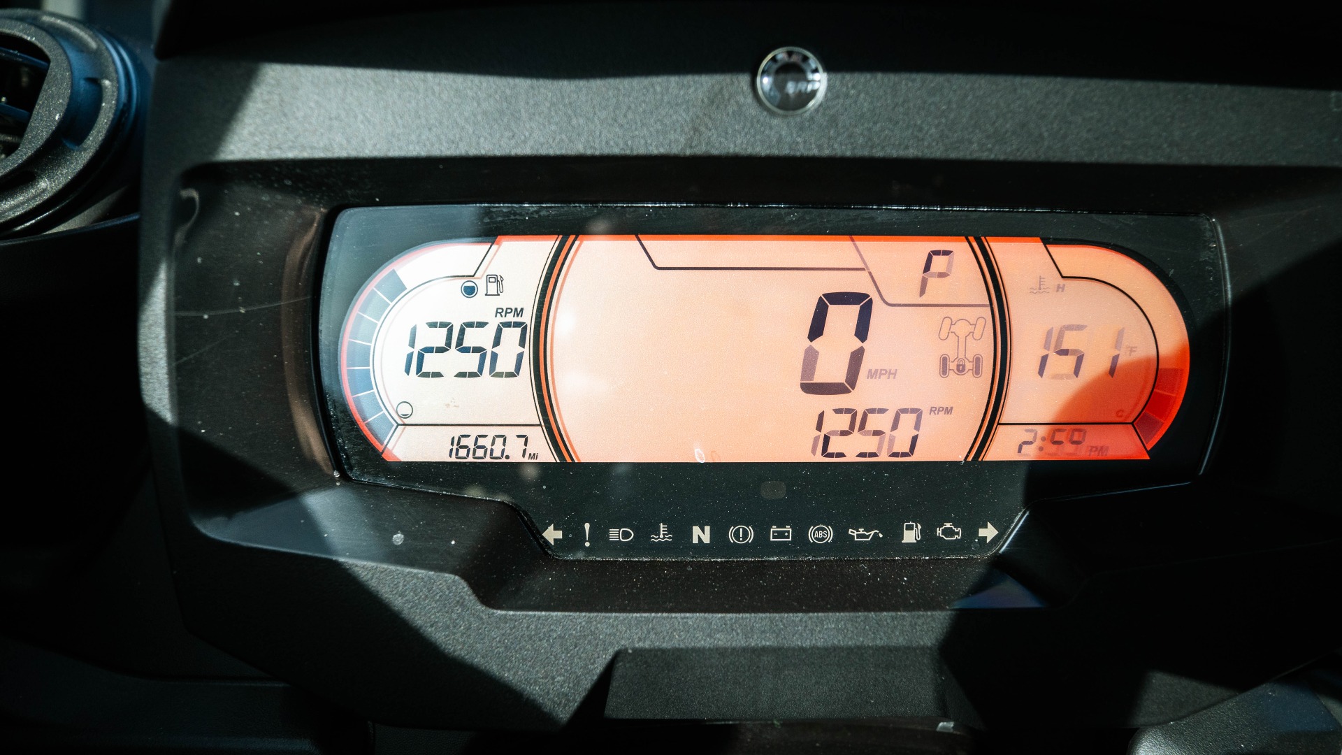 2024 CAN AM SSV DEF LTD 65 HD10 RD 24 Limited HD10 - Image 15