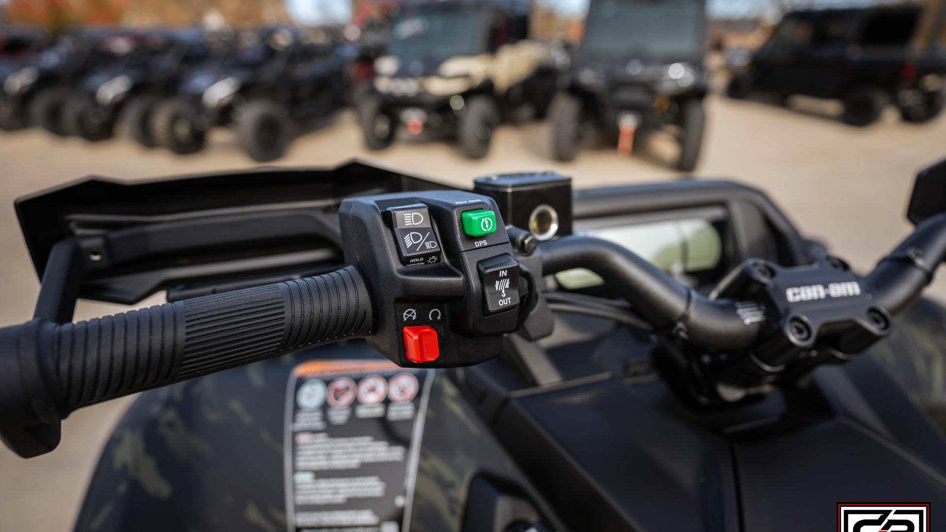 2026 CAN AM Outlander Backcountry 1000R - Image 9