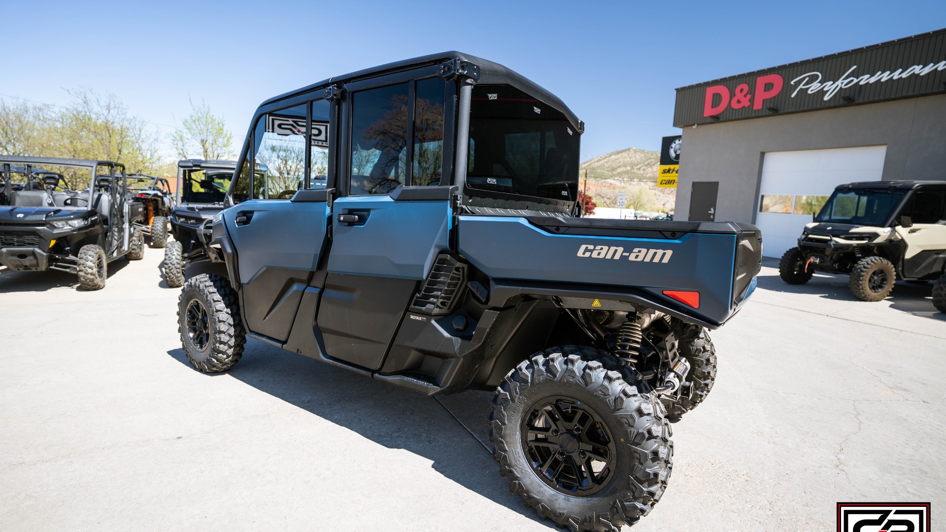 2026 CAN AM SSV DEF MAX LTD 65 HD11 BE - Image 2