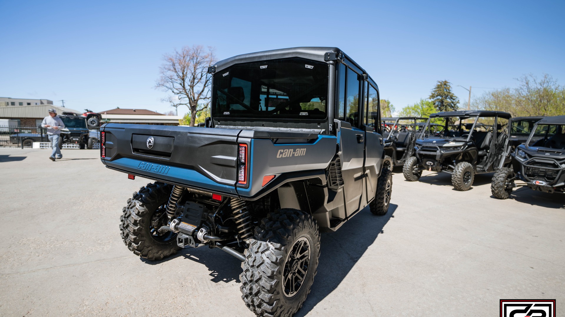 2026 CAN AM SSV DEF MAX LTD 65 HD11 BE - Image 5