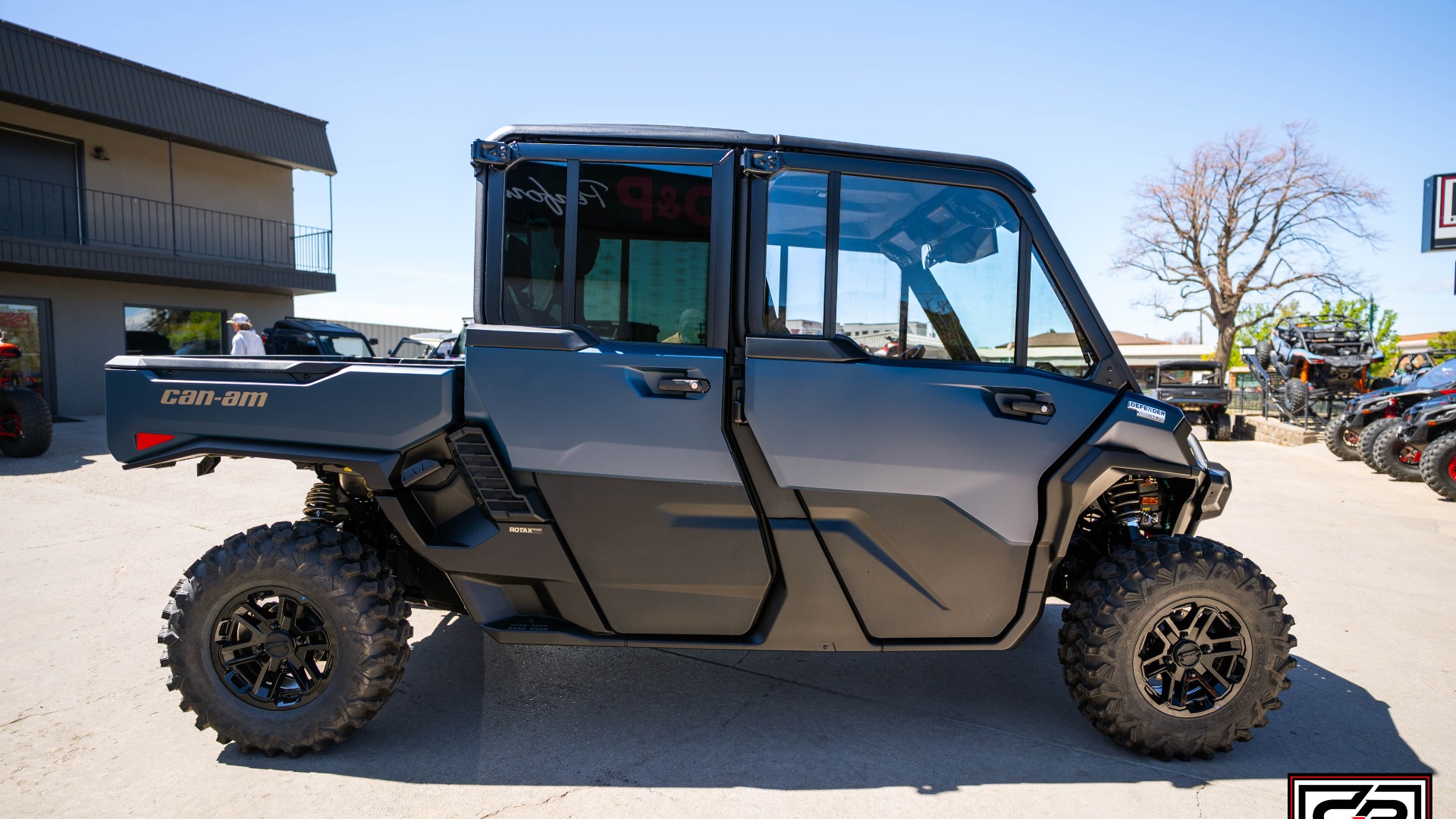 2026 CAN AM SSV DEF MAX LTD 65 HD11 BE - Image 6