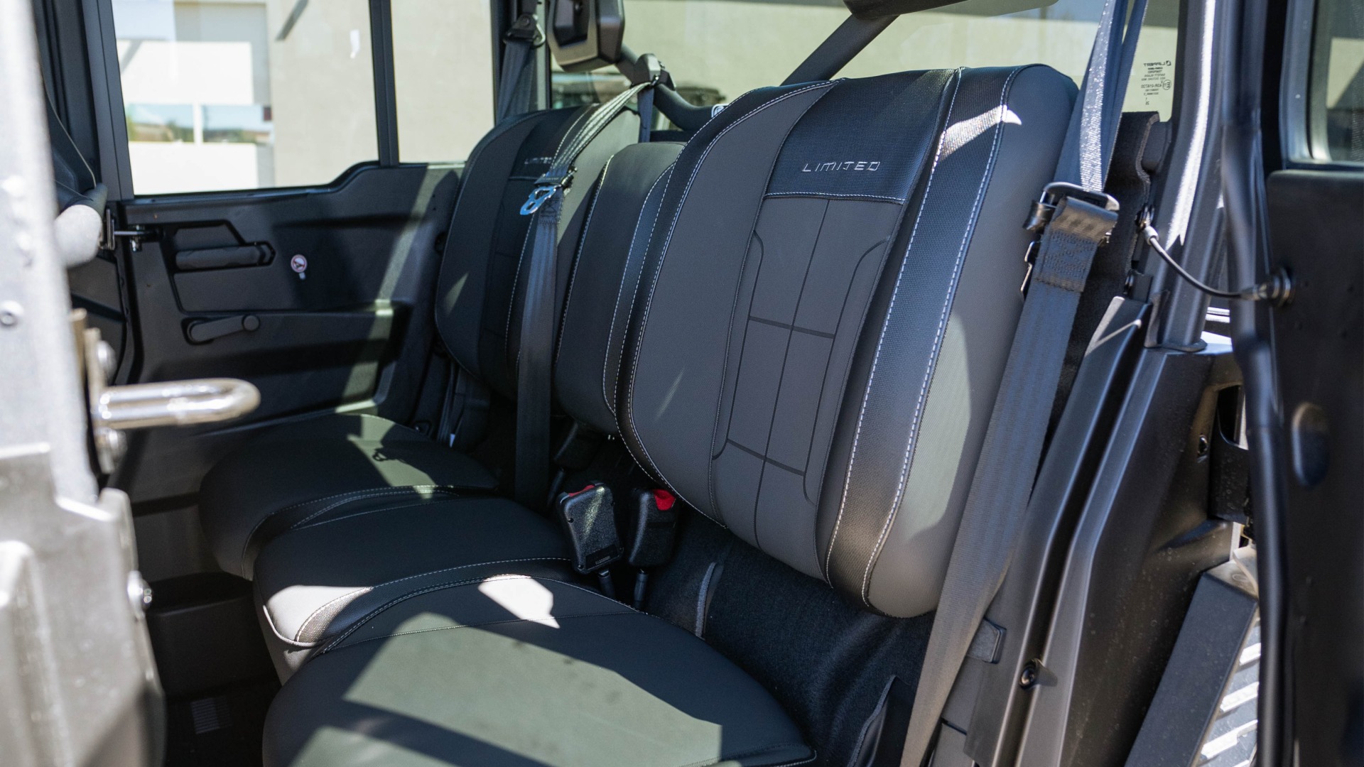 2026 CAN AM SSV DEF MAX LTD 65 HD11 TN - Image 13