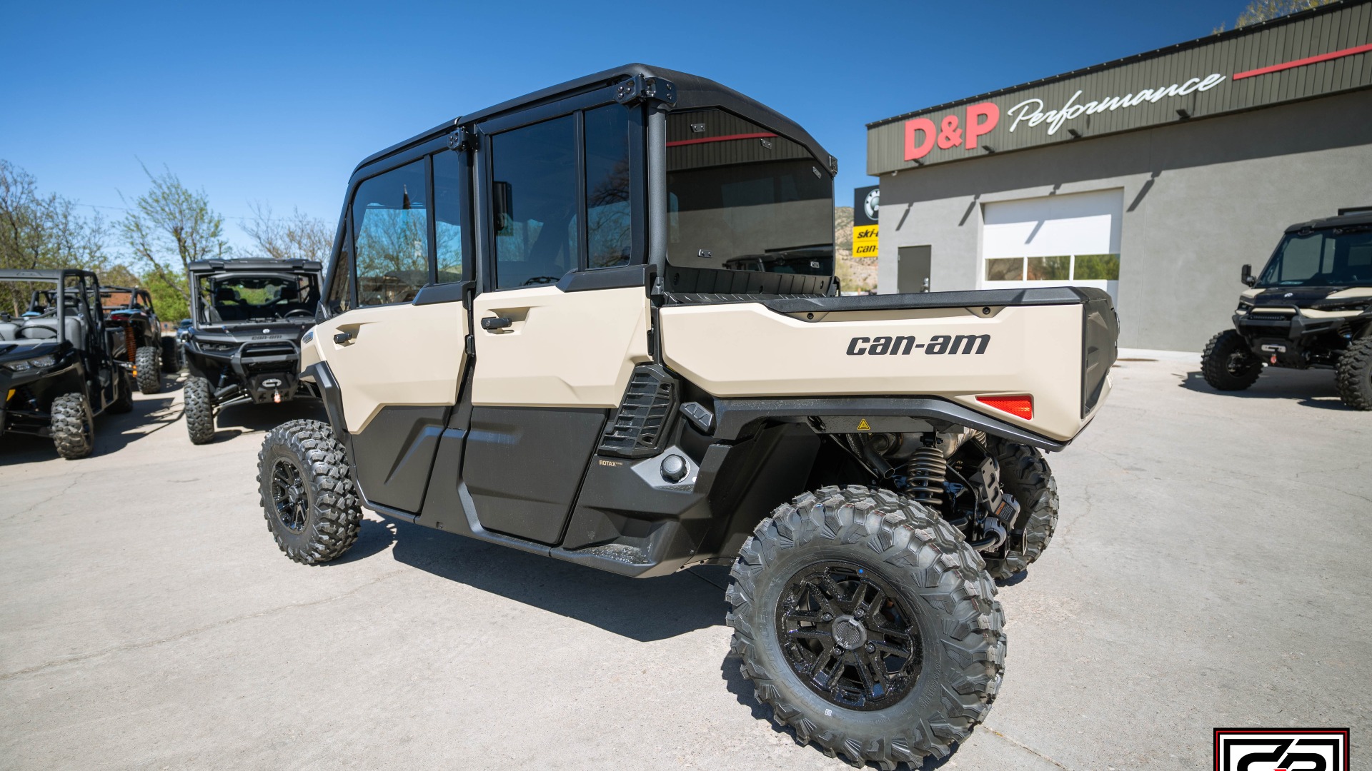 2026 CAN AM SSV DEF MAX LTD 65 HD11 TN - Image 4