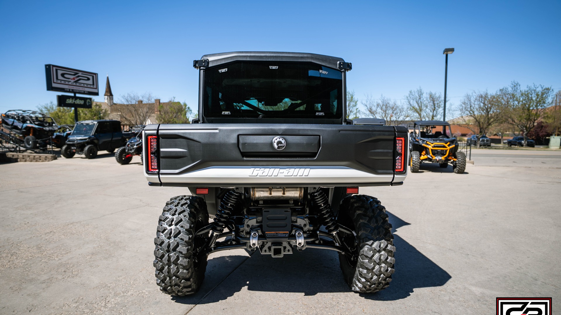 2026 CAN AM SSV DEF MAX LTD 65 HD11 WH - Image 3