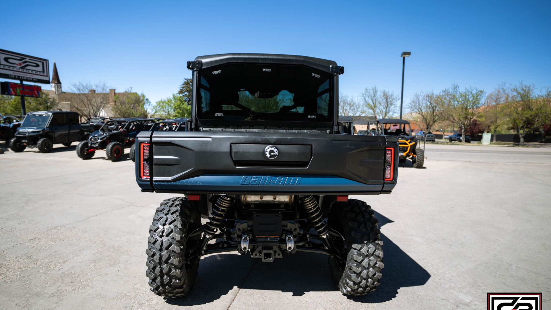 2026 CAN AM SSV DEF LTD 65 HD11 BE - Image 4