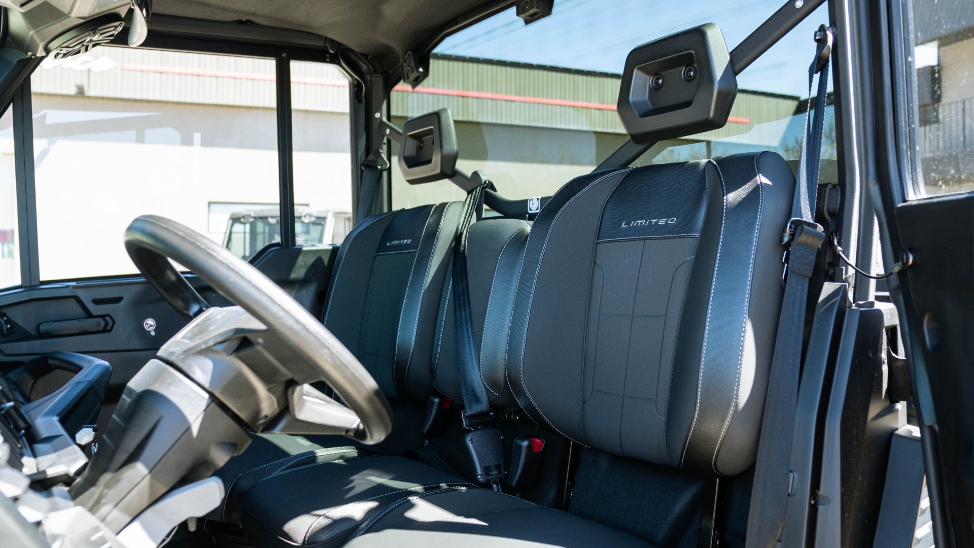 2026 CAN AM SSV DEF LTD 65 HD11 BE - Image 10