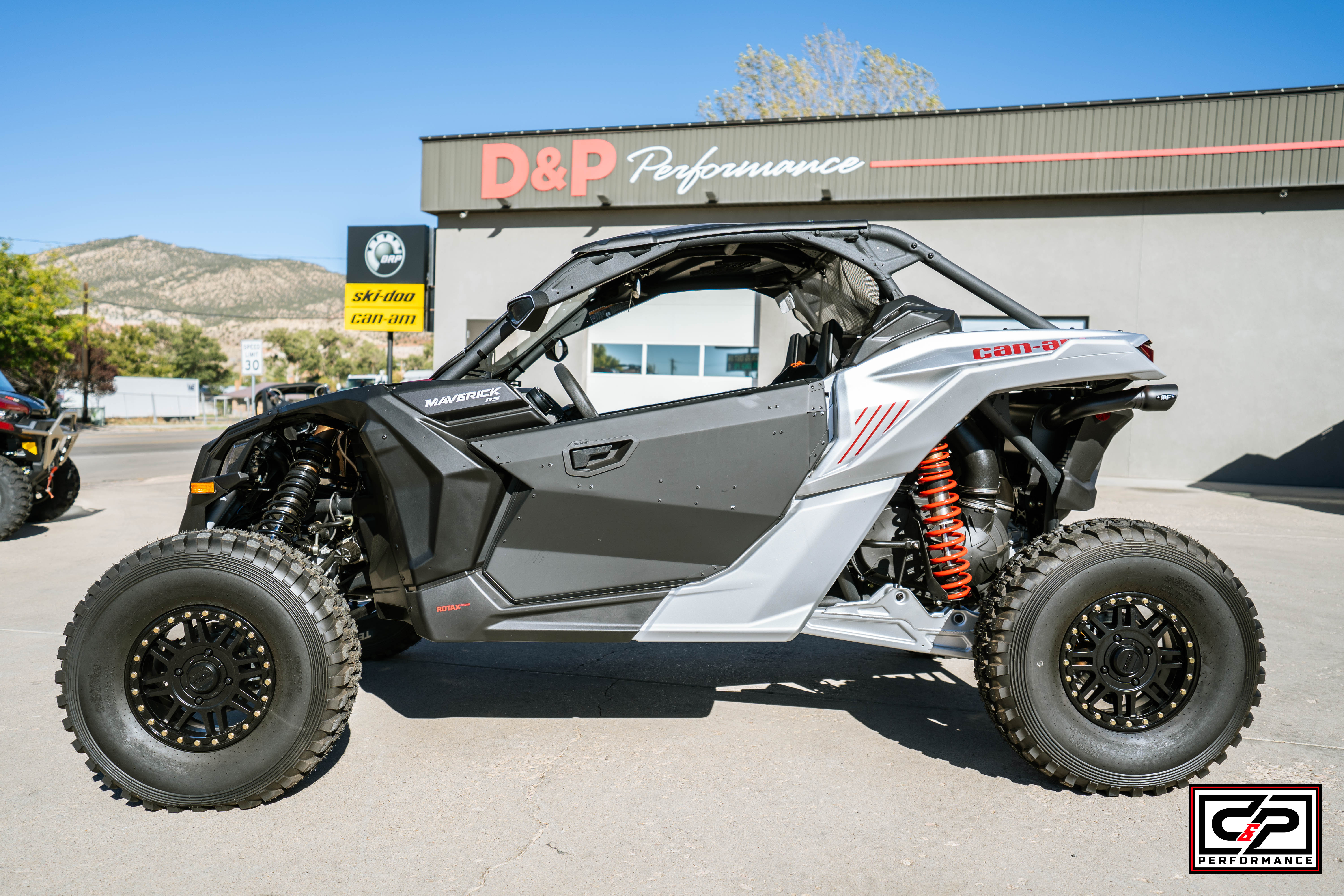 2025 CAN AM X3 RS 72 TURB RD - Image 2