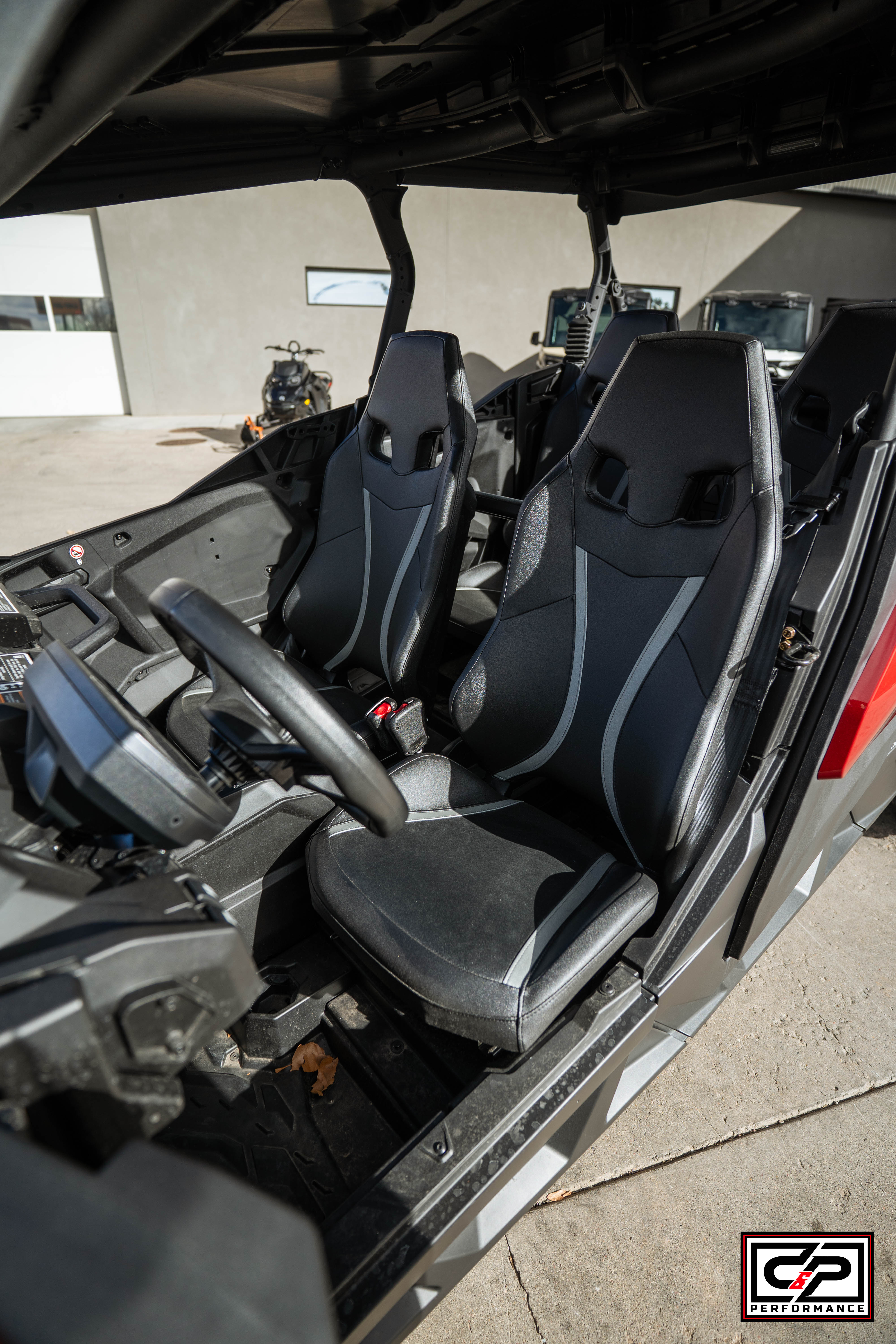 2026 CAN AM COM MAX XT 64 1000R RD - Image 10