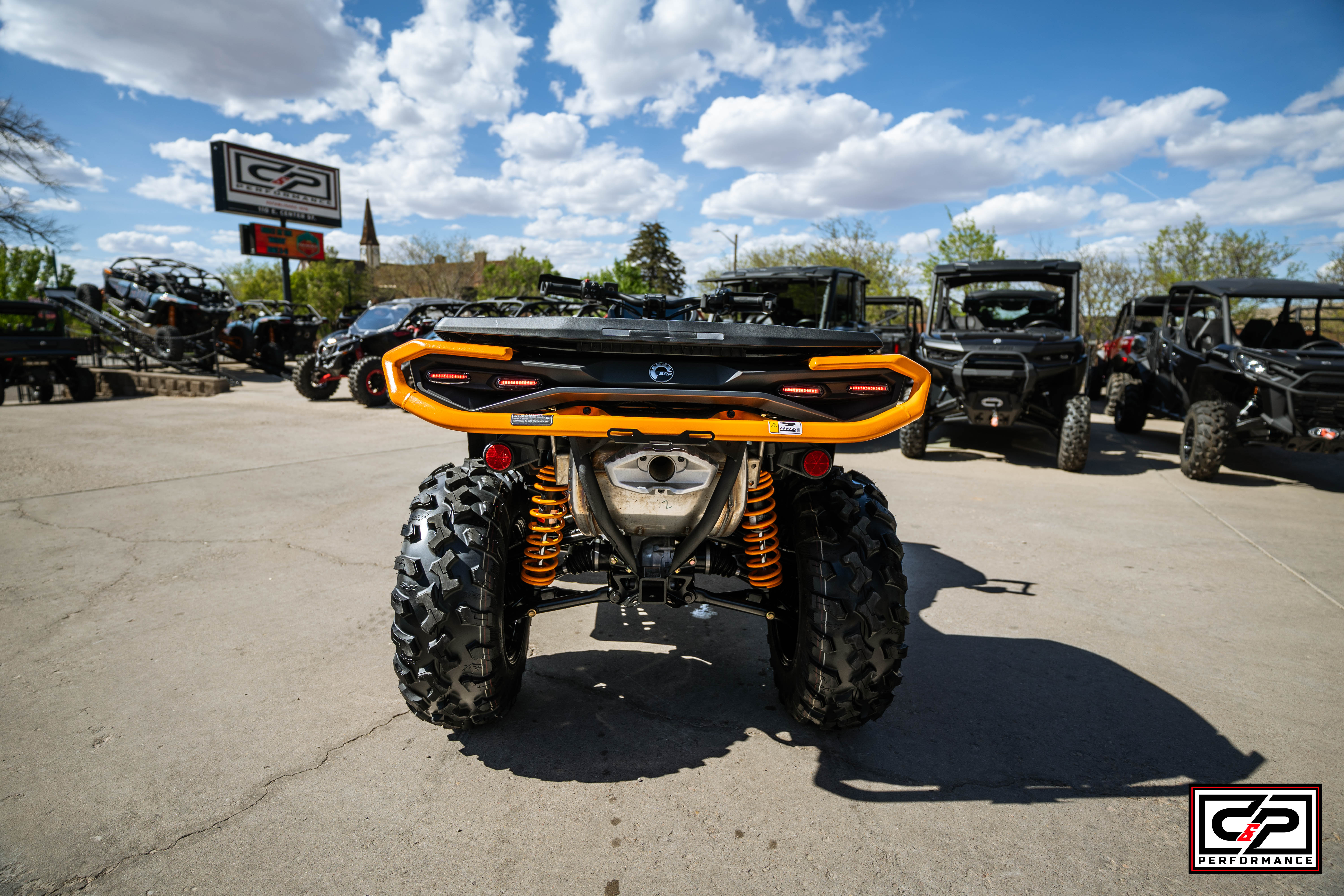 2026 CAN AM ATV OUTL XTP 1000R GY SAS 26 - Image 4