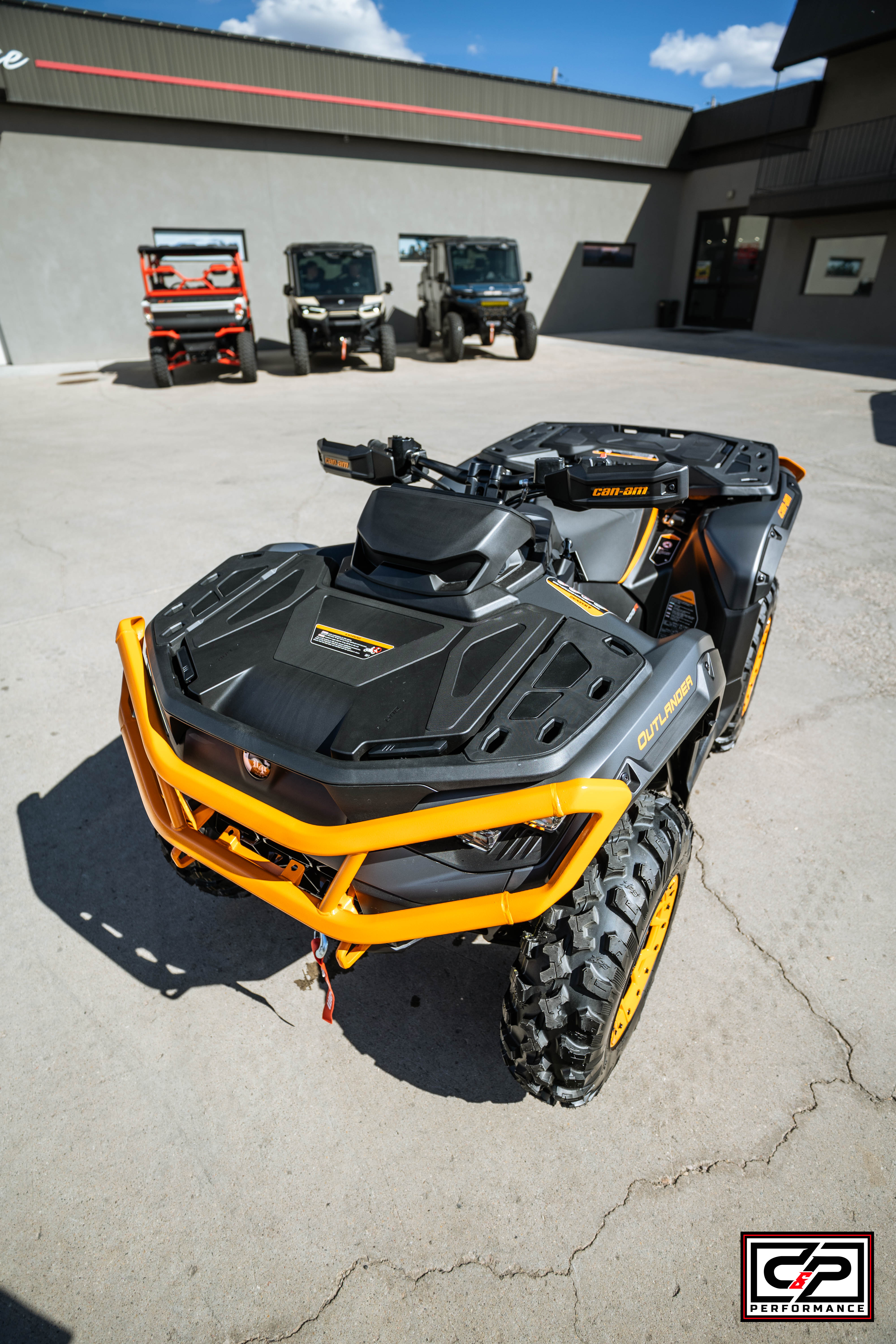 2026 CAN AM ATV OUTL XTP 1000R GY SAS 26 - Image 9