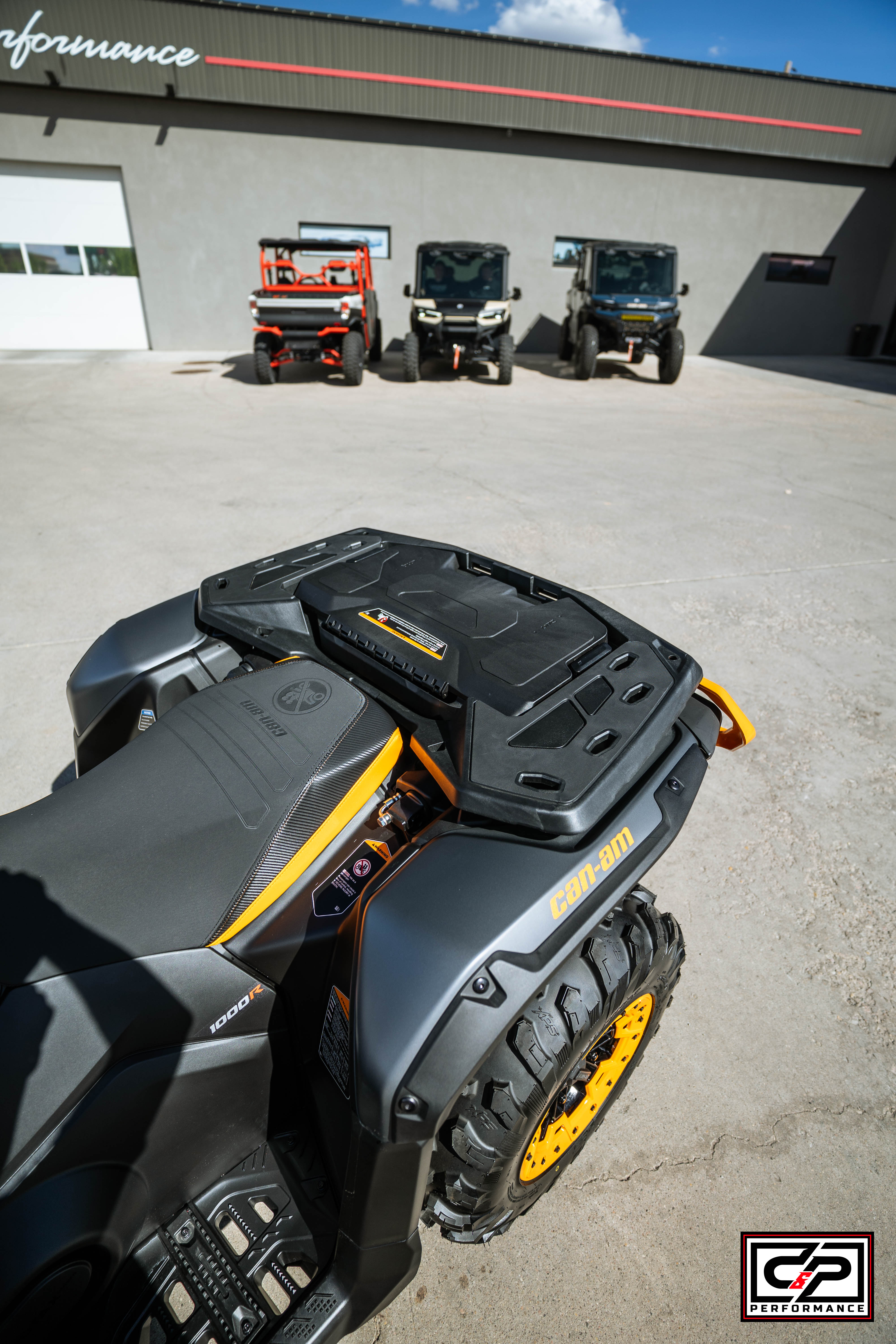 2026 CAN AM ATV OUTL XTP 1000R GY SAS 26 - Image 10