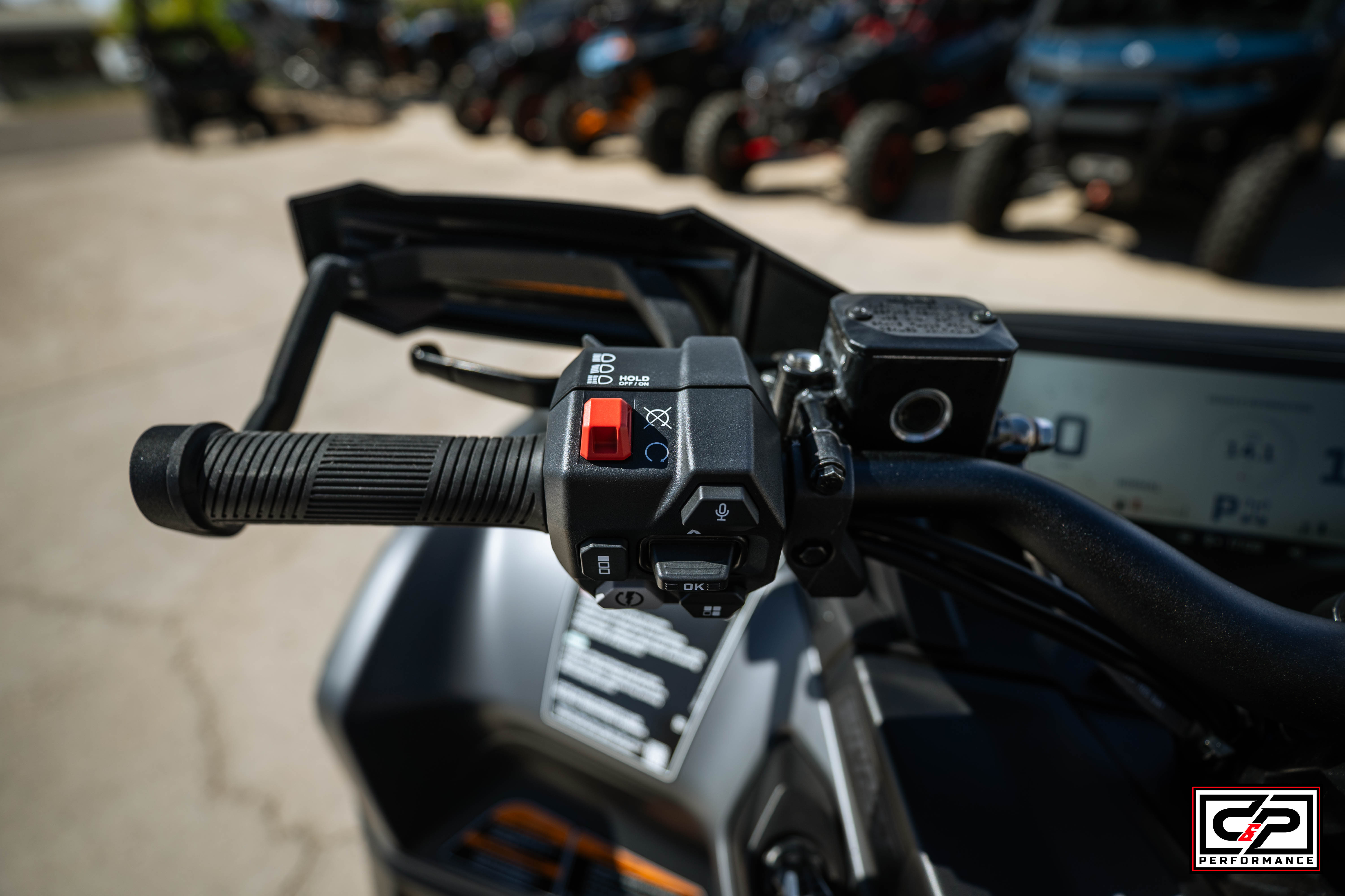 2026 CAN AM ATV OUTL XTP 1000R GY SAS 26 - Image 11