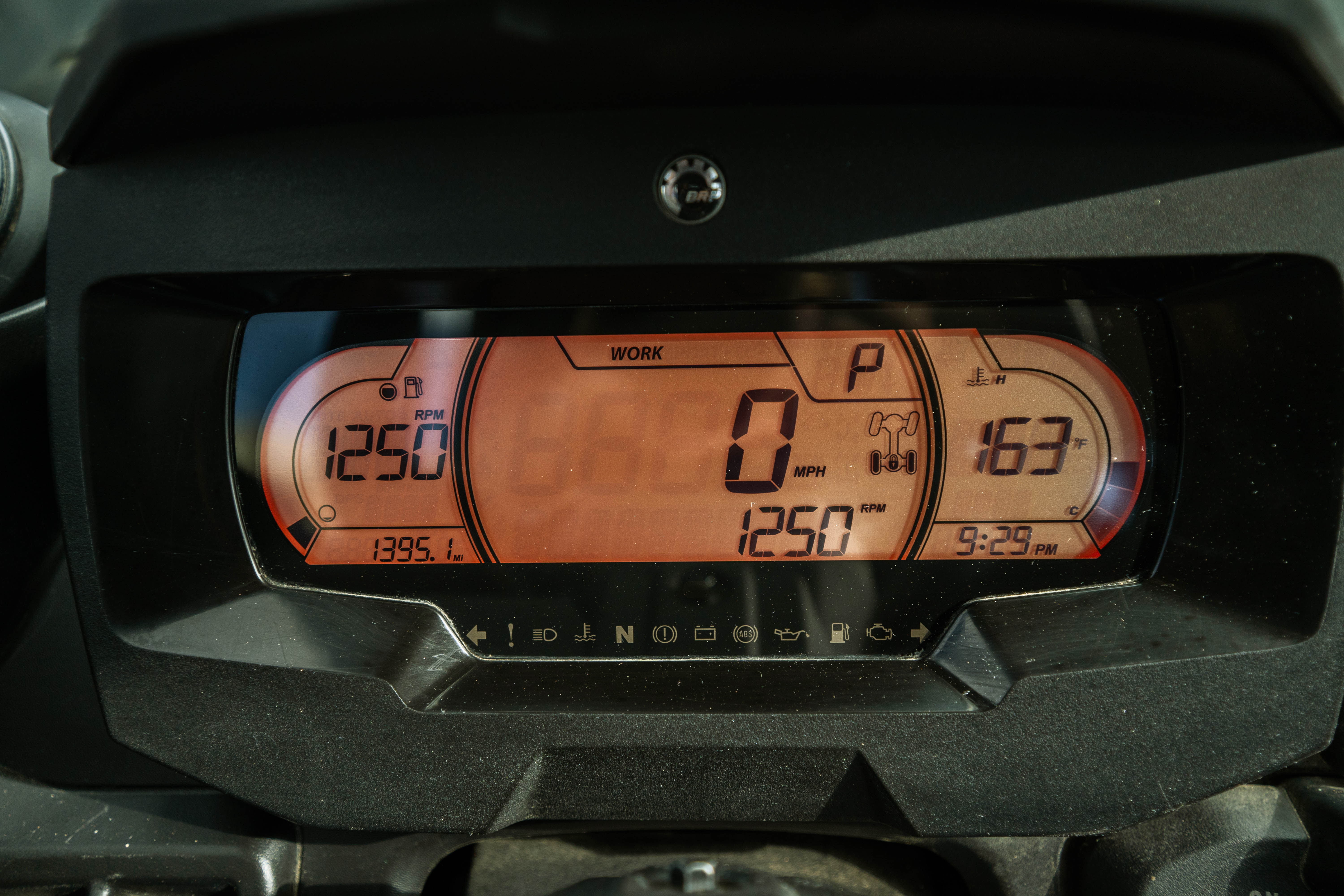 2024 Can-Am Defender MAX Limited HD10 - Image 14